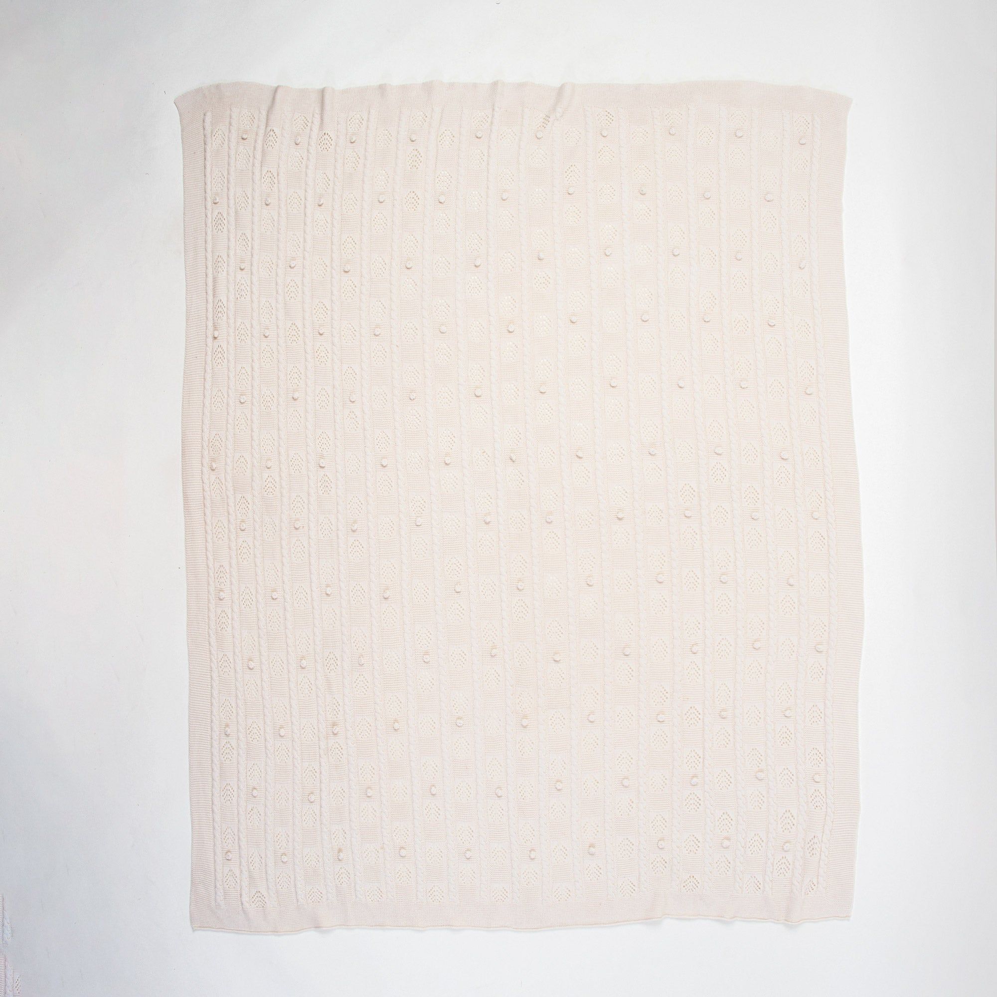 knitted Throw Blanket for Cozy Comfort and Style